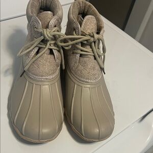 Gypsy Jazz Women’s Beige Duck Boots